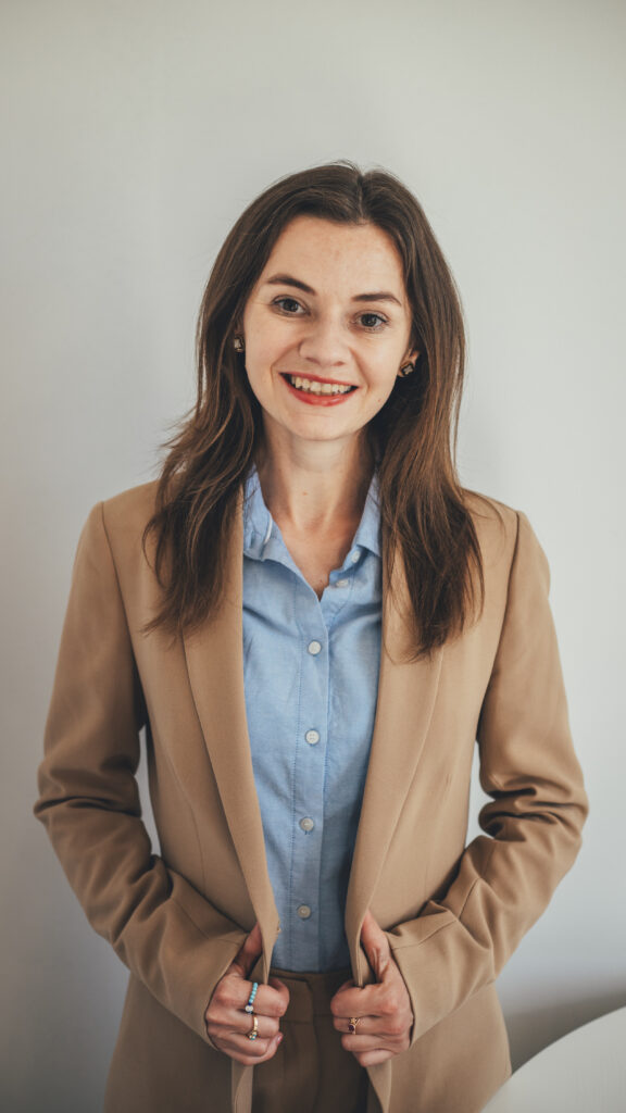 Ewelina Chrząścik Dietetyczne Wsparcie Liderów Dietetyk kliniczny, sportowy, psychodietetyk